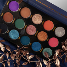 Load image into Gallery viewer, Divina Eyeshadow Palette