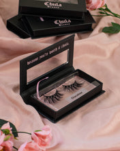 Load image into Gallery viewer, Chacalosa | Tapered Cat-Eye Full Fluffy 18-22mm