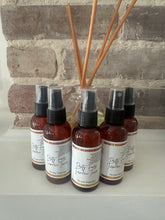 Load image into Gallery viewer, Pretty Faces Turmeric Toner