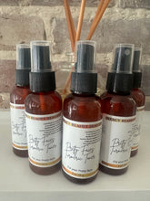 Load image into Gallery viewer, Pretty Faces Turmeric Toner