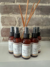 Load image into Gallery viewer, Pretty Faces Turmeric Toner