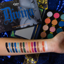 Load image into Gallery viewer, Divina Eyeshadow Palette
